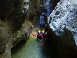 Resserrement étroit dans le canyon de l'Infernet