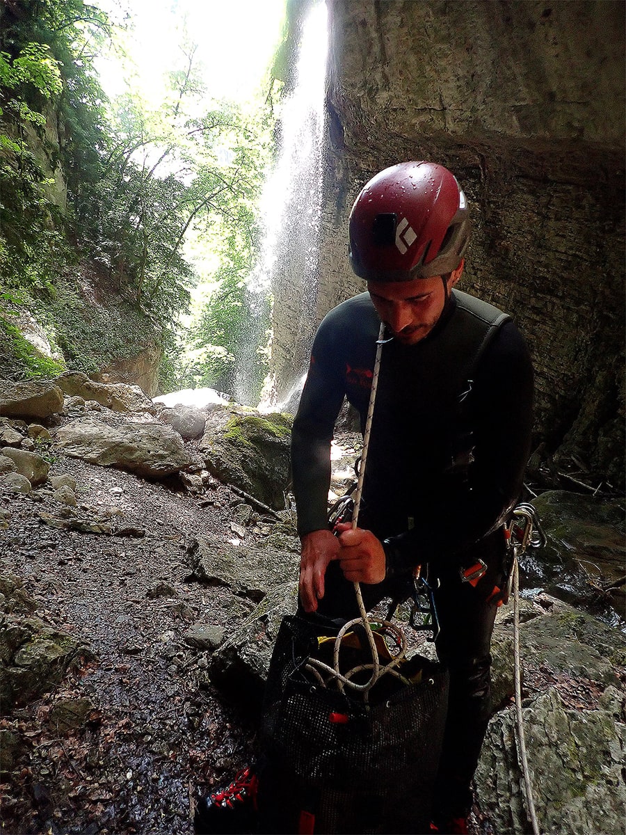 apprentissage gestion de la corde Apprentissage de gestion de la corde en canyoning